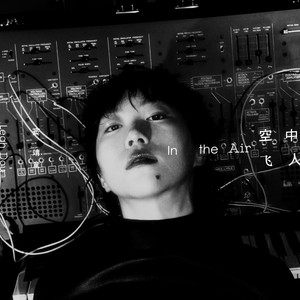 亚洲国产制服丝袜
