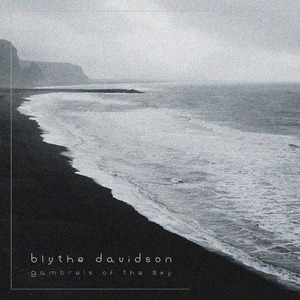 秘书掀起蕾丝裙被打屁股视频
